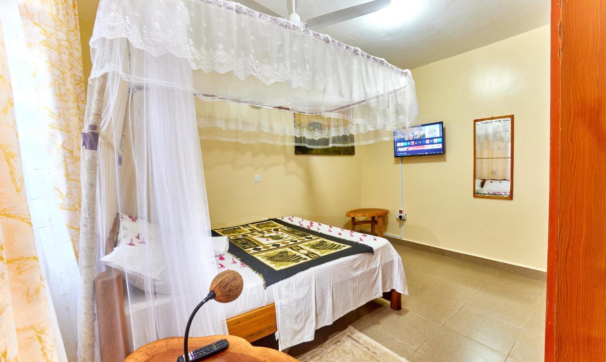 Diani Beach Gold Apartments Exteriör bild